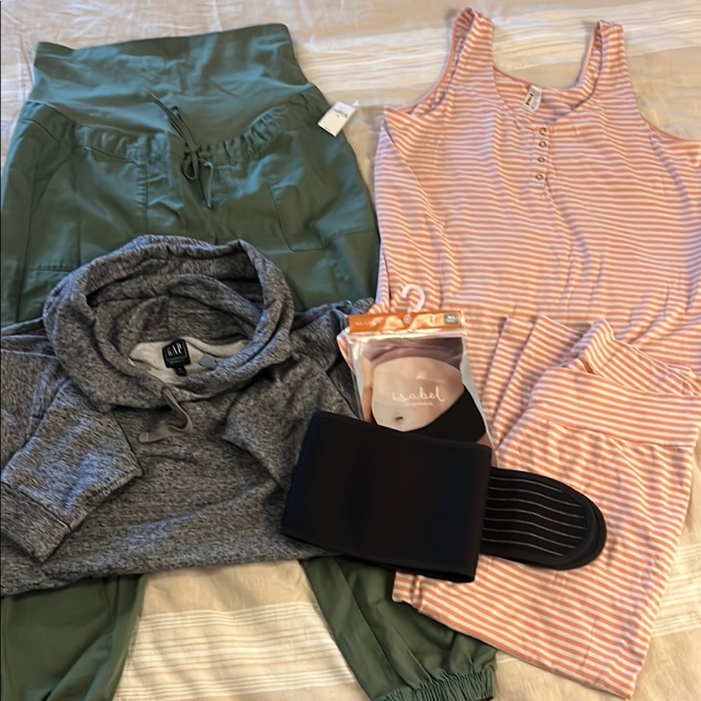 Maternity Size Medium Bundle Gap Pants NWT Gap Nursing Hoodie Pact Pajamas Belt